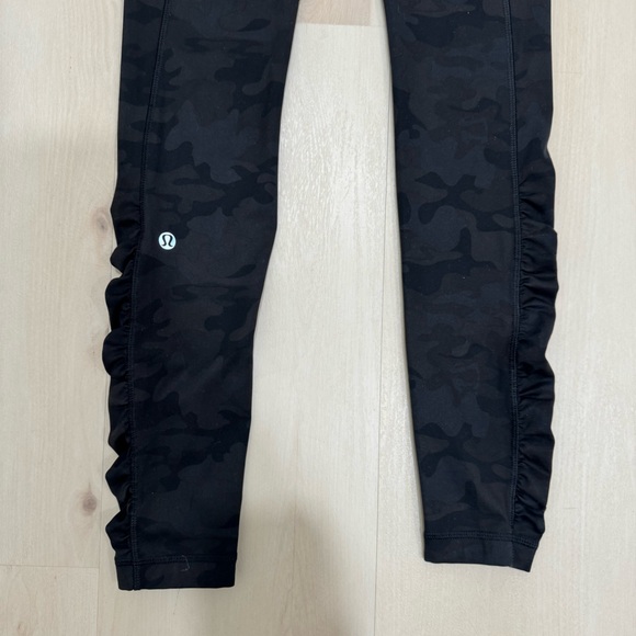 Lululemon Speed Tight 30" Inseam Tight Camo Black Gray Women's 4 Ruched - Picture 8 of 13